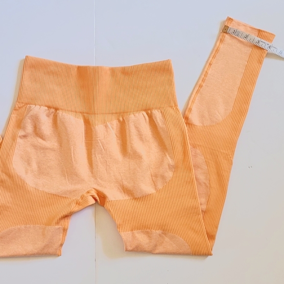 Seamless Leggings - Picture 3 of 6